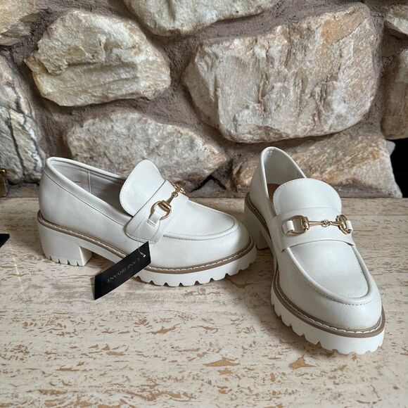 Lane Bryant Dream Cloud Bit-Detail Lug Sole Loafer - Picture 1 of 11